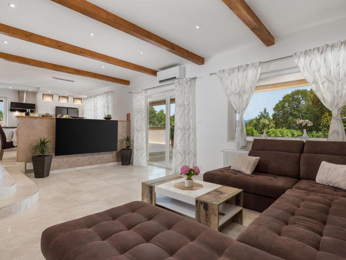 Dobrinj Villa Matea - Mlk150 By Interhome מראה חיצוני תמונה