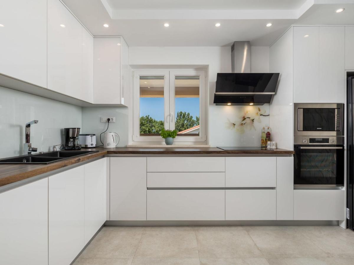Dobrinj Villa Matea - Mlk150 By Interhome מראה חיצוני תמונה