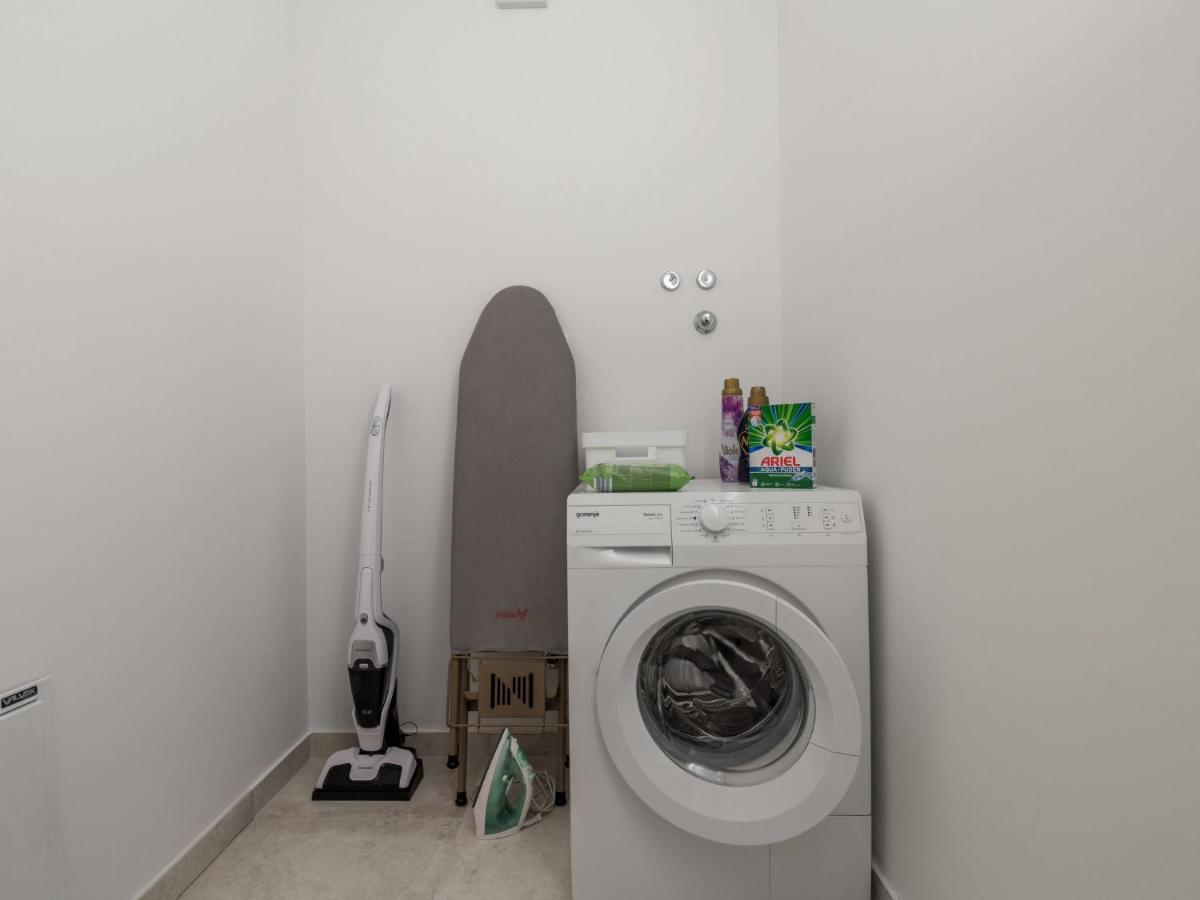 Dobrinj Villa Matea - Mlk150 By Interhome מראה חיצוני תמונה